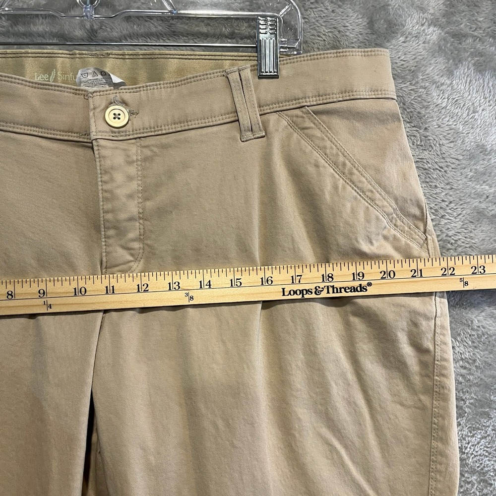 Lee Chino Pants Womens 18W Khaki Sinfully Soft Straight Leg Stretch 4851816 - Picture 4 of 8